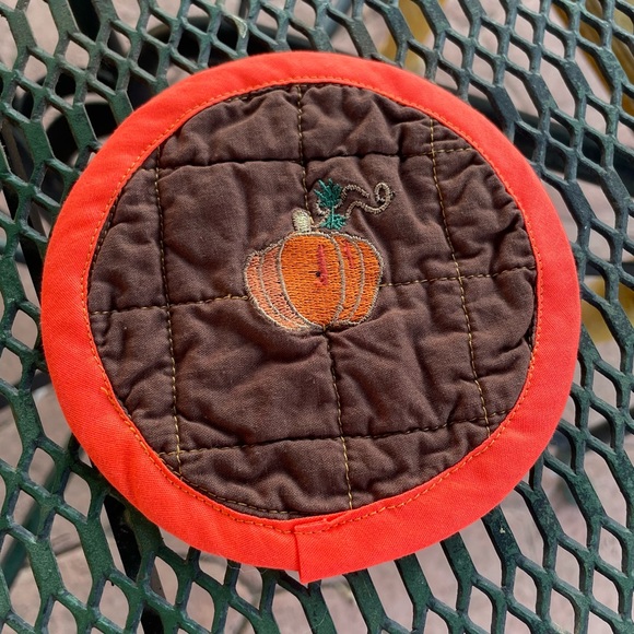🦞3/$30🦞 Handmade | Halloween Fall Pumpkin Embroidered Pot Holders Hot Pads | 3pc - Picture 4 of 9